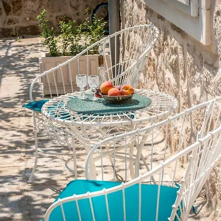 Old Garden דוברובניק