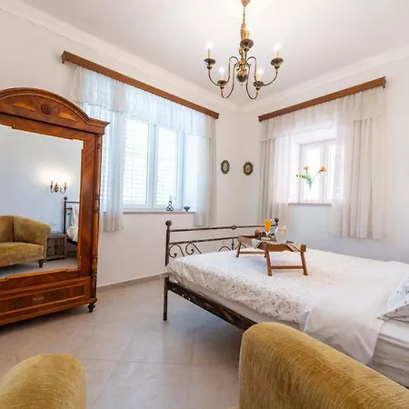 Apartman Old Garden *