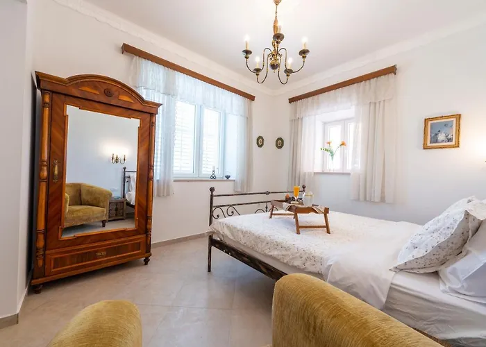 Apartman Old Garden *